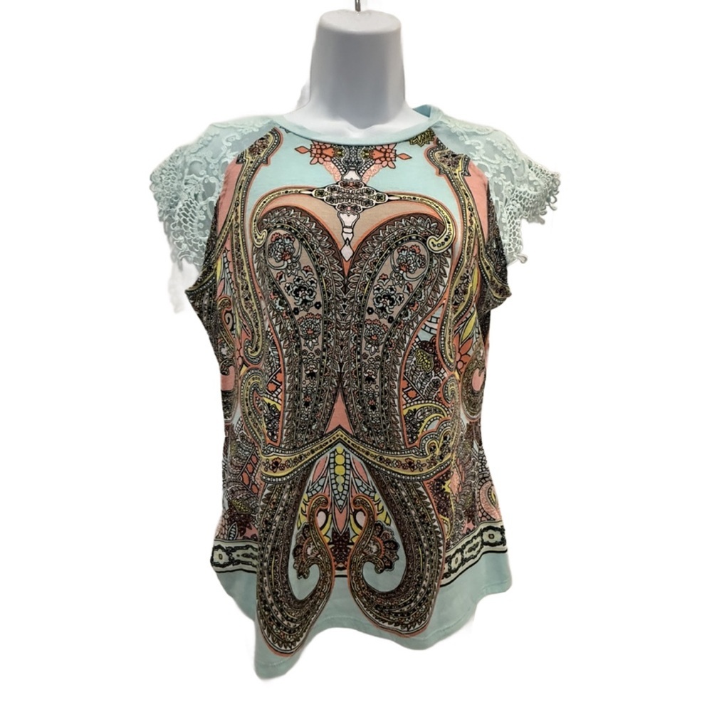 Bisou Bisou Mint and Coral Paisley Lace Blouse. Medium